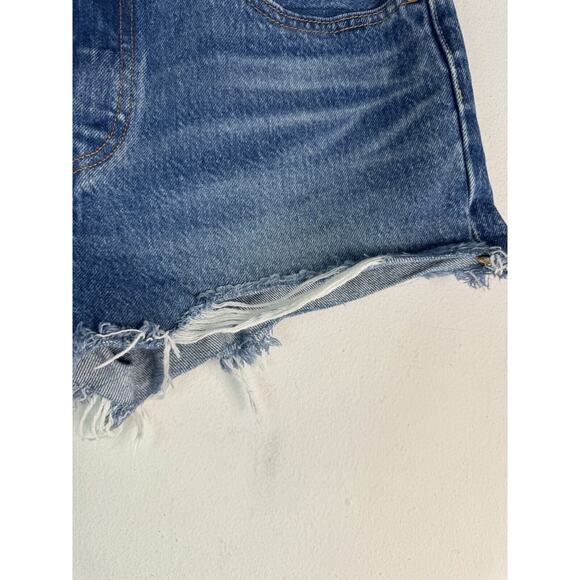 Levi's Premium 501 Medium Size 28 Wash High Rise Women’s Distressed Shorts - Picture 3 of 16
